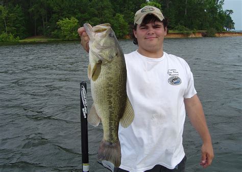 Bass-fishing tips for Flint Creek Water Park