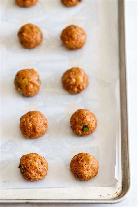 10-Minute Healthy Turkey Meatballs (No Breadcrumbs!) - A Sassy Spoon