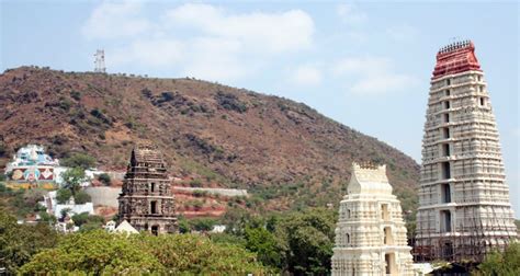 Mangalagiri Sri Lakshmi Narasimha Swamy Temple - Temples Vibhaga