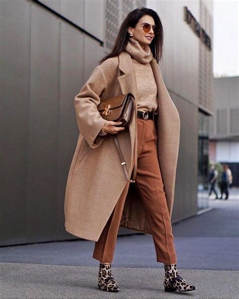 28 Chic All-Brown Outfit Ideas with Styling Tips | Brown outfit, Fall ...