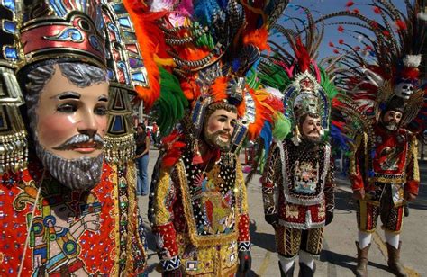 Carnaval Tlaxcala, México #Mexico | Festival captain hat, Mexico, Festival