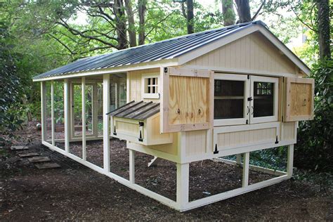 10+ Small Chicken Coop Plans: Build Amazing Hen House - Organize With Sandy