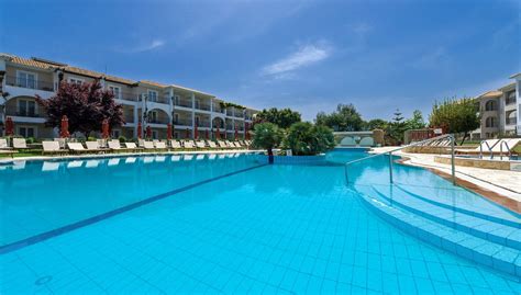 BITZARO GRANDE HOTEL - Updated 2023 (Kalamaki, Greece)