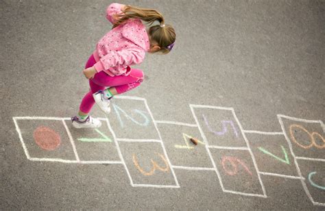 How to Play Hopscotch