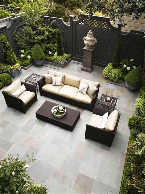 How to Decorate Your Patio with Plants