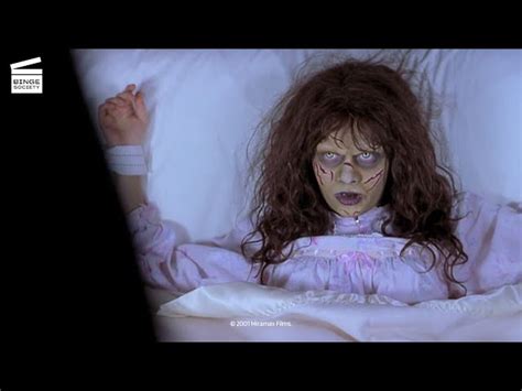 Scary Movie 2 Exorcist Girl