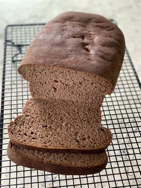 German Dark Rye Bread (for bread machines) Recipe - (4.5/5)