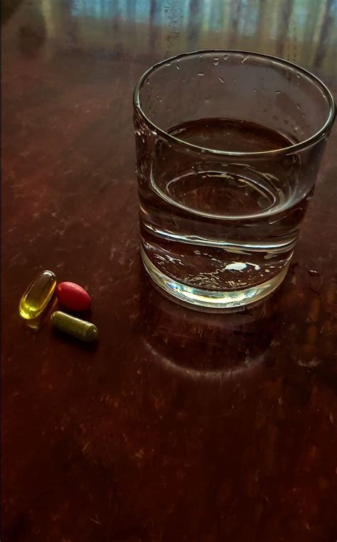 Aesthetic Image: Pills and Water