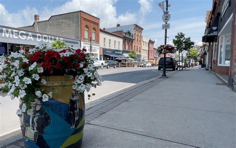 Exploring Gananoque Ontario: The Gateway to the 1000 Islands | A ...