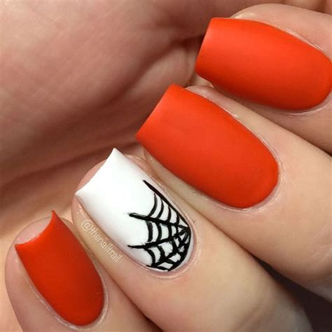 36 Best Halloween Nail Ideas to Try | キュート ネイル, ハローウィンネイル, ジェルネイル