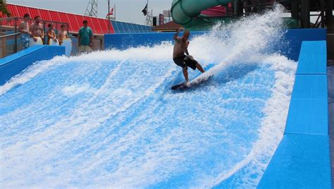 Surfing Las Vegas - Los Angeles Times