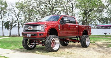 TRUCK TRENDS: Big Wheels & Small Tires on a 4x4?!? - Ford-Trucks.com