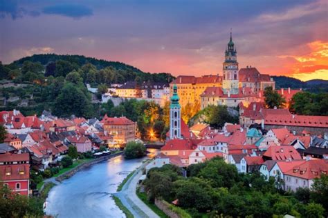 5 Amazing Cities You Need to Visit in the Czech Republic - Discover ...