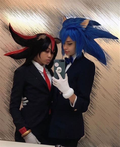 Sonic and Shadow the hedgehog cosplay | Cosplay outfits, Shadow the ...