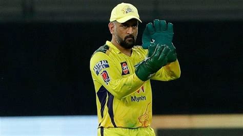 'My dream is to play under MS Dhoni': India youngster on CSK captain ...