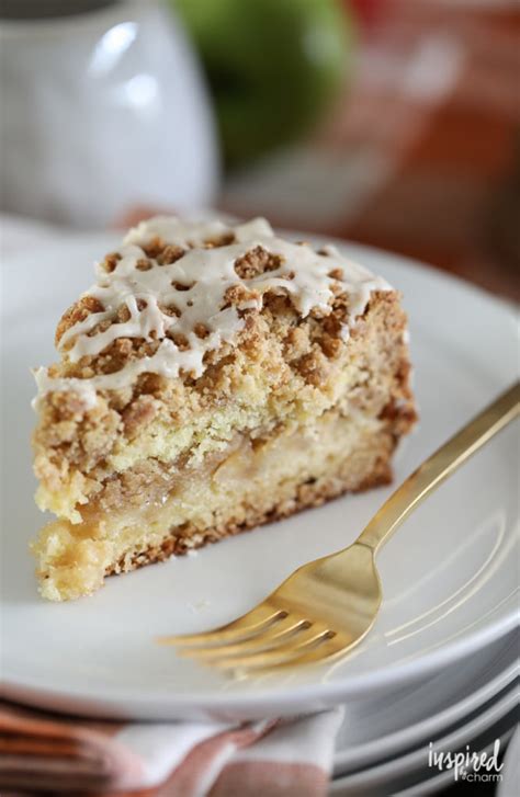 Apple Streusel Cake