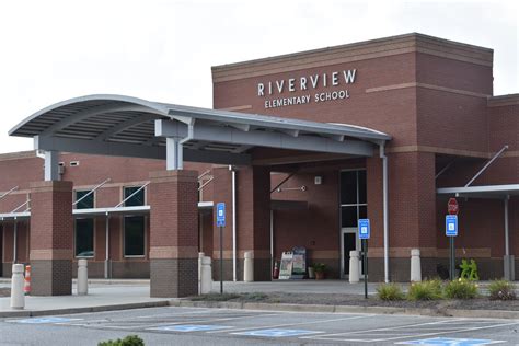 Riverview Elementary receives third Title I Distinguished School ...