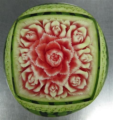 Pin by Laurie Fullerton Gibson on carved watermelons | Fruit carving ...