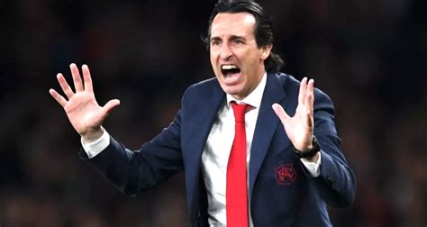 Tactics Column: Unai Emery’s colour blind chameleon | Arseblog ... an ...