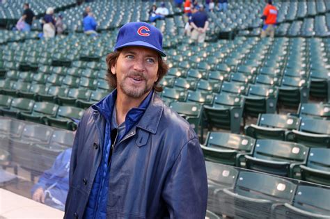 Super Cubs fan Eddie Vedder threw out the first pitch before the Cubs ...