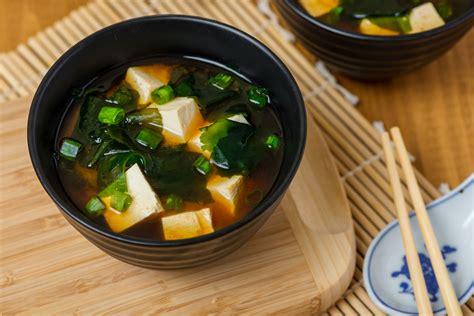 Vegetarian Miso Soup Recipes - Japanese vegan miso soup