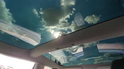 Tesla Model 3 Glass Roof : r/TeslaLounge