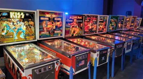 11 Best Arcades in Orlando, FL - Rebounderz