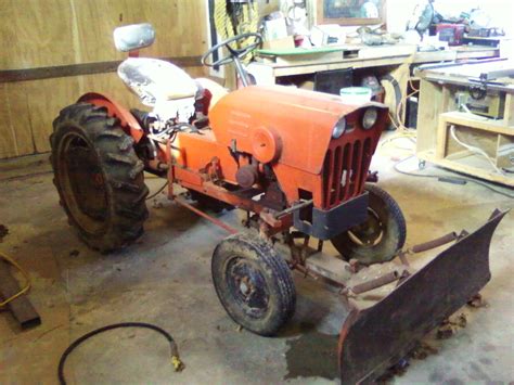 Power King Economy Tractor Restoration: Power King Restoration