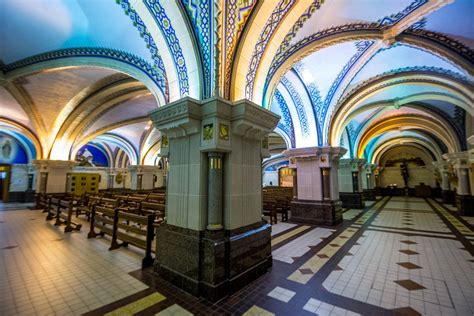 Basilique Sainte-Anne-de-Beaupré Quebec [OC] [6000x4000] | Unique ...