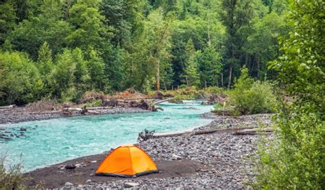 The Complete Guide to Camping in Mount Rainier National Park - Beyond ...