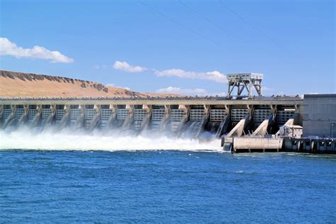 What is Hydroelectric Energy? Harnessing the Power of Water