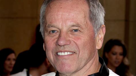 Wolfgang Puck's Top Tip For Not Overdoing Your Seasoning