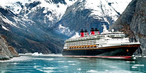 10 Best Alaska Cruises for Families 2020 | Family Vacation Critic