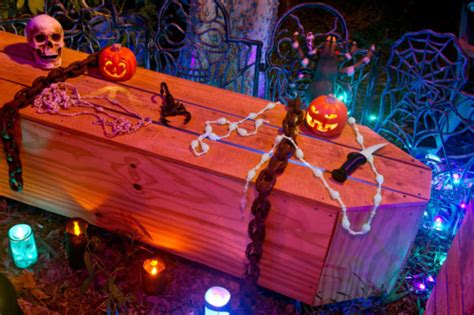 Coffin Halloween Decorations Pictures, Photos, and Images for Facebook ...