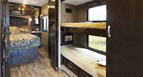 10 Awesome Travel Trailers With Bunk House | Interior design bedroom ...