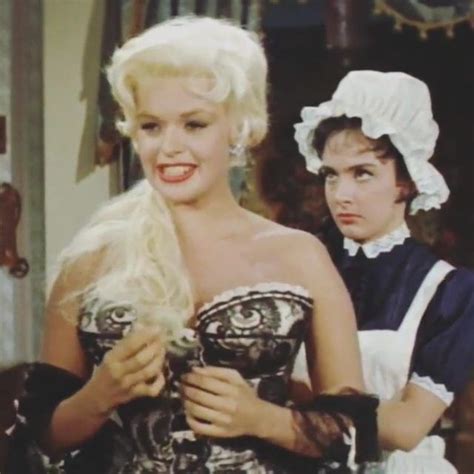 Jayne Mansfield in de film It Happened in Athens (1962) #jaynemansfield ...