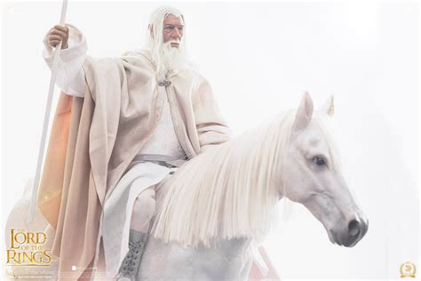 Lord of the Rings Gandalf the White Returns with Asmus Toys