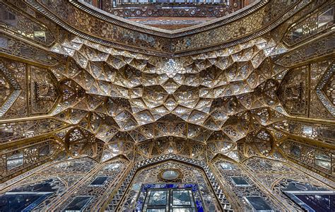 An Introduction to Medieval Safavid Art and Architecture - Brewminate ...