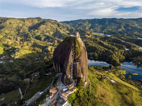 Guatape Colombia: The Must visit city in 2023 - EZMoments Photography