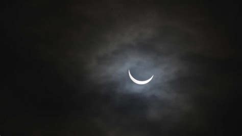 How to photograph a solar eclipse - Camera Jabber