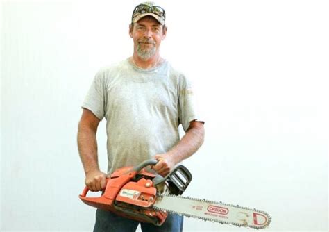 Sherman Thompson from Barnwood Builders wiki, bio, age, net worth, wife ...