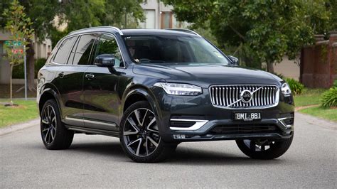 2023 Volvo XC90 price and specs - CAR COMPARISONS