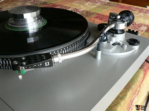 Technics SL-D2 direct drive turntable Photo #170386 - Canuck Audio Mart