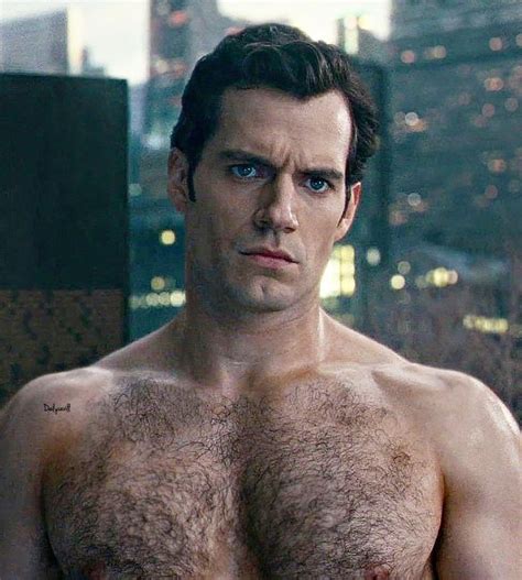 😍 @henrycavill #henrycavill #muscles | Hairy chest, Henry cavill, Fangirl