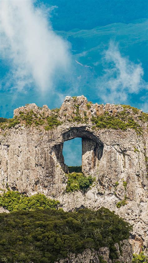 Pedra Furada rock formation in São Joaquim National Park, Santa ...