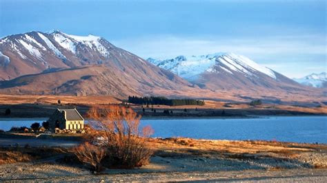 The Most Beautiful Photographs of Lake Tekapo in New Zealand | FREEYORK