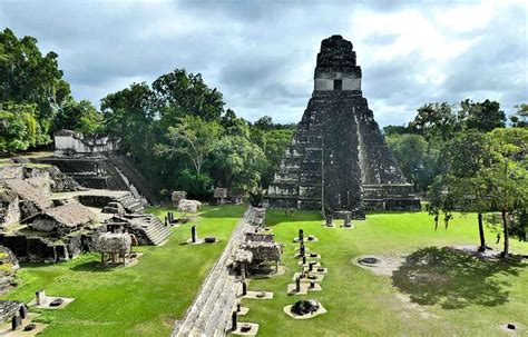 Tikal Sunrise Tour - Why bracing 4 am was worth it to see the sunrise ...