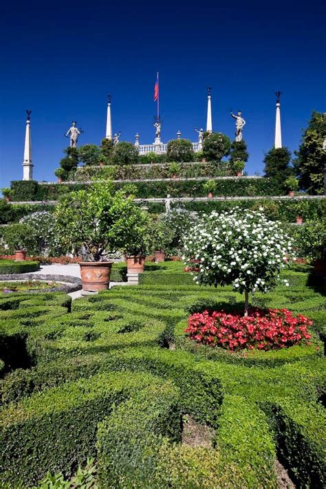 beautiful isola bella gardens | Arabic garden, Garden, Hedges