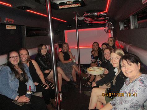 Mini Limo - Party Bus Central Coast ~ Limousine Party Bus