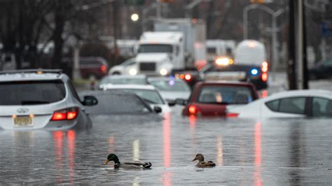 Paterson NJ flooding conditions on River Street, Dec. 18, 2023: Video